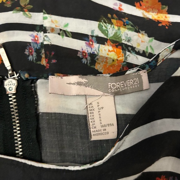 Forever 21 Black Floral Striped Blouse - Picture 3 of 3